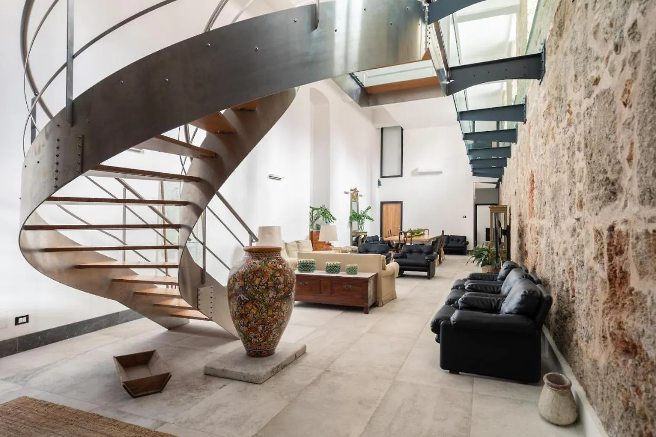 Luxury Warehouse Valverde By Domus Sicily contacts