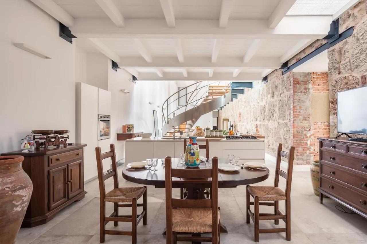 Apartment Luxury Warehouse Valverde By Domus Sicily Palermo