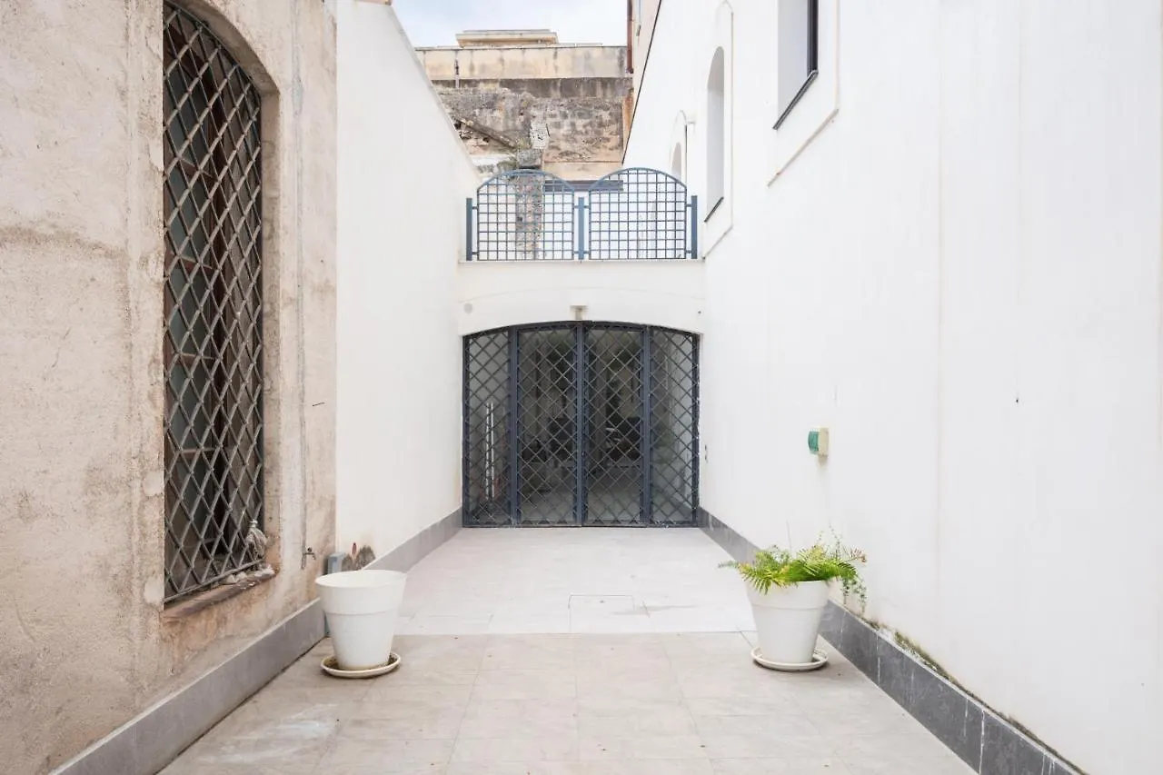 Apartment Luxury Warehouse Valverde By Domus Sicily Palermo Italy